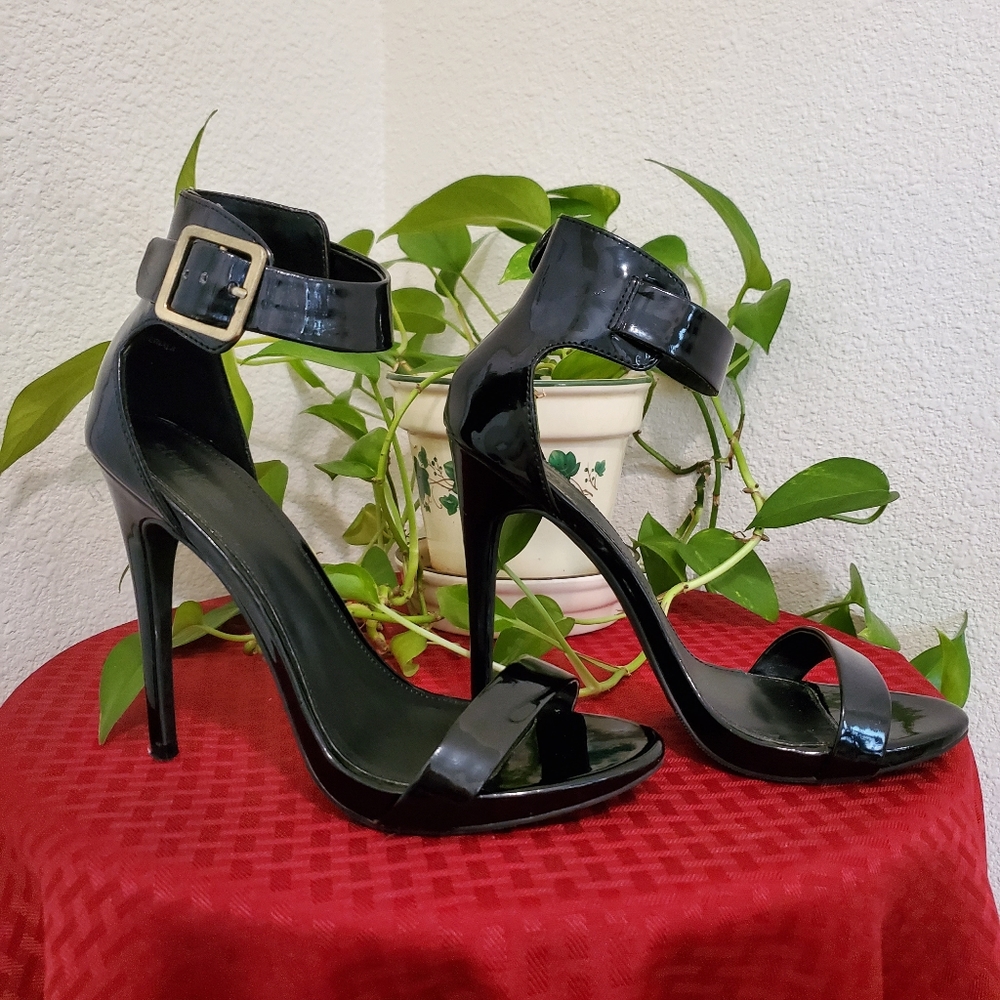 Charlotte Russe Black Patent Stiletto Heels with Gold Buckle